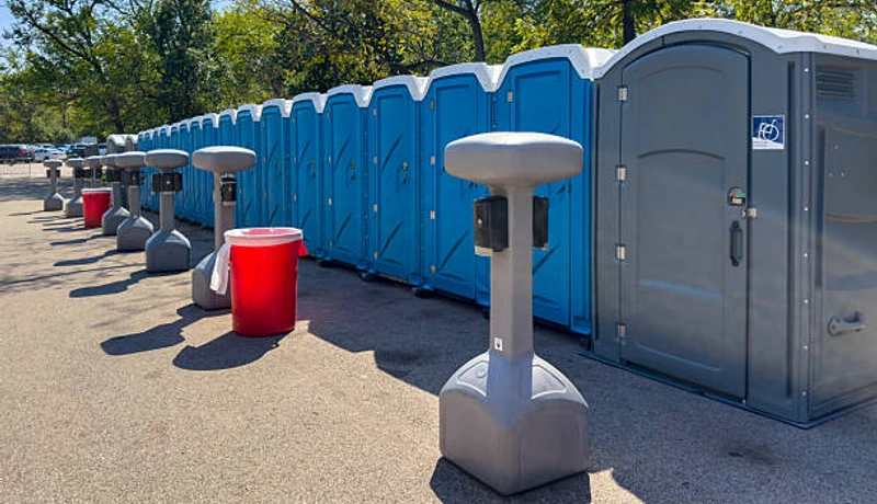 Deluxe Porta Potty